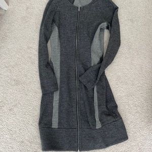 Theory sweater dress size 2